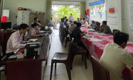 Ngày 21/11/2025, Phó Thủ tướng Chính phủ Hồ Đức Phớc vừa ký ban hành Quyết định số 2553/QĐ-TTg về việc giảm lãi suất cho vay đối với một số chương trình tín dụng chính sách do NHCSXH triển khai, nhằm tăng cường hỗ trợ các nhóm đối tượng yếu thế và khu vực khó khăn.